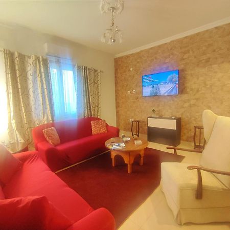 Precious Apartment Corinth Ngoại thất bức ảnh