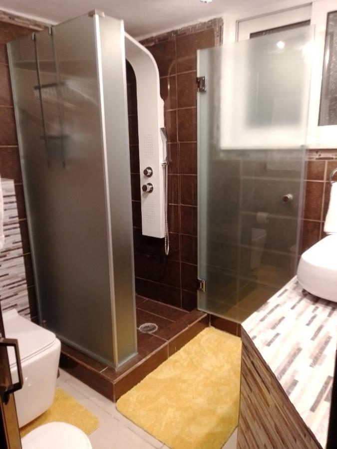 Precious Apartment Corinth Ngoại thất bức ảnh
